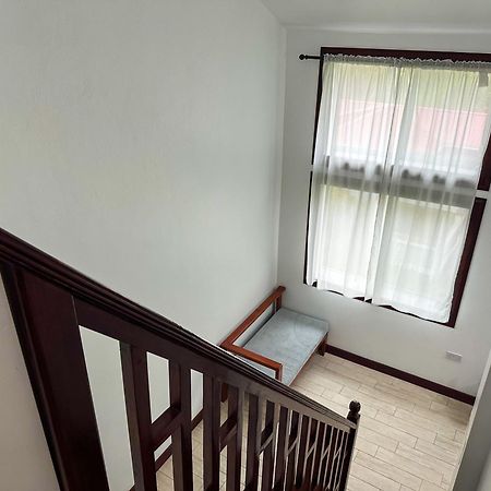 Villa Copthall Trafalgar Екстер'єр фото