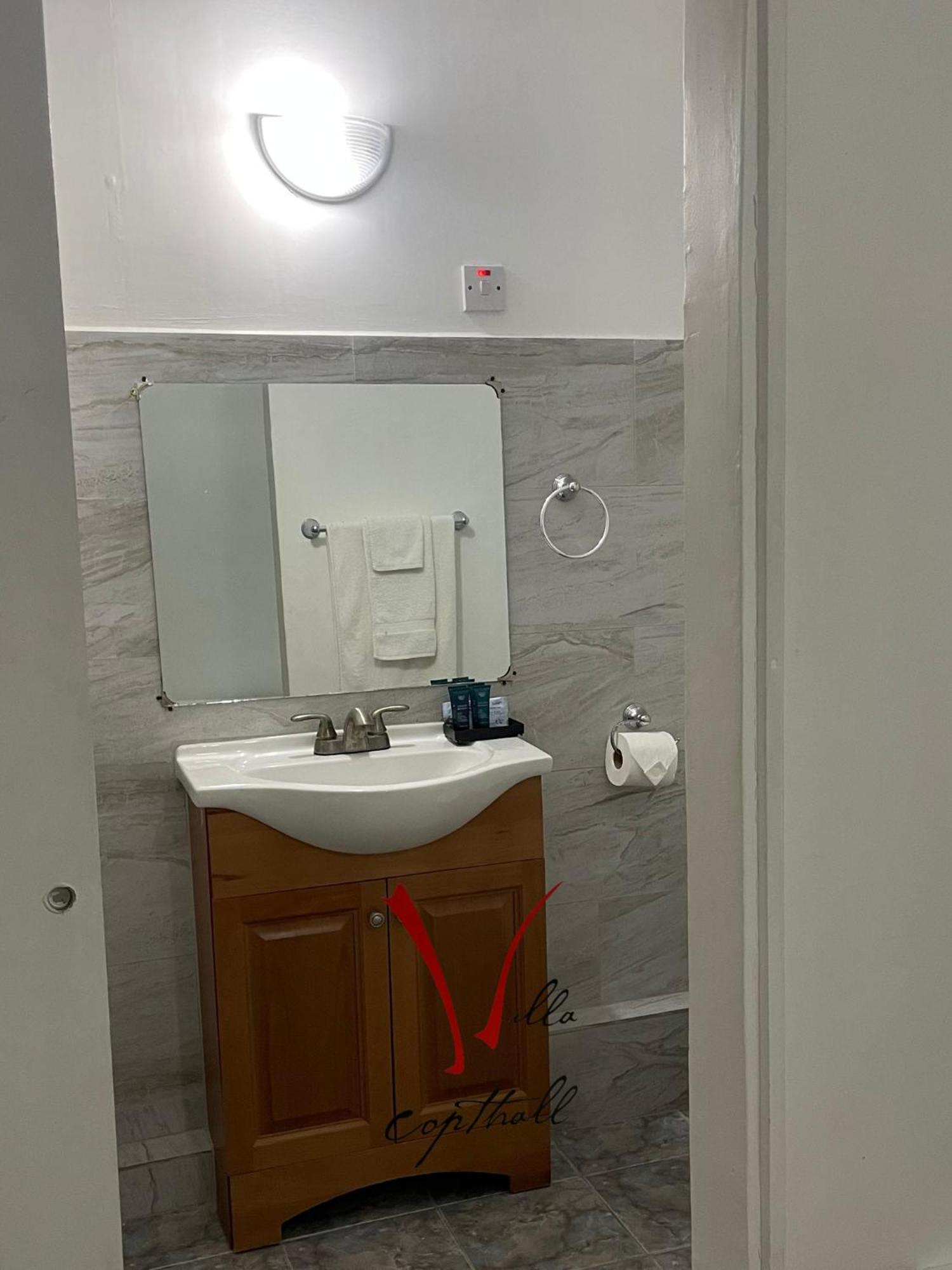 Villa Copthall Trafalgar Екстер'єр фото